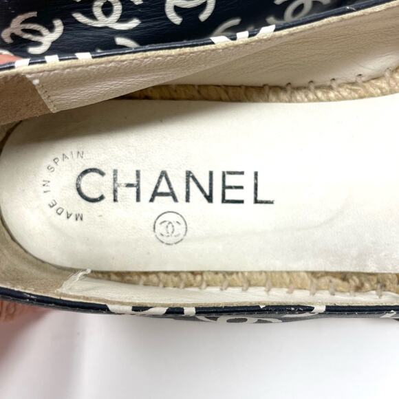 SOLD Chanel Interlocking CC Logo Leather Espadrilles Round Toe Flats EU37 - Picture 12 of 13